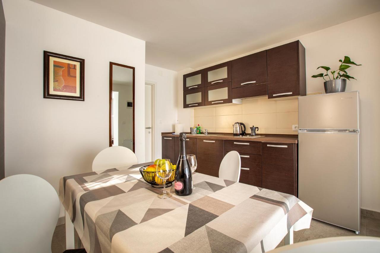 Apartaments Punta Relax Umag Eksteriør bilde