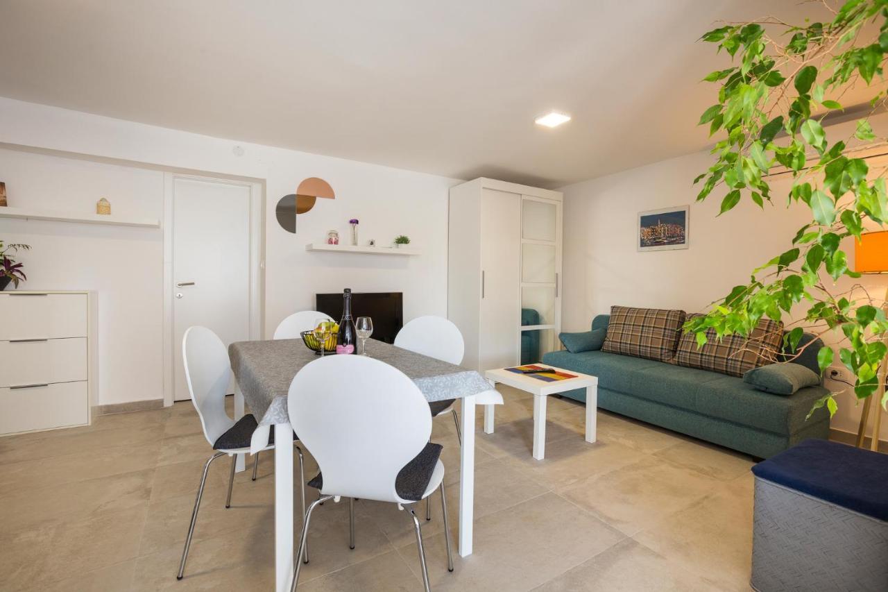 Apartaments Punta Relax Umag Eksteriør bilde